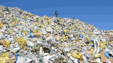 File photo of rubbish on Thilafushi