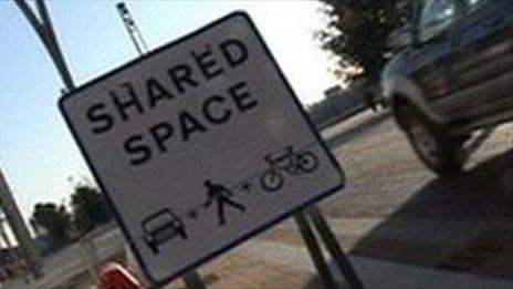 shared space sign