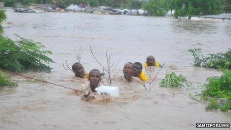 Tanzania Floods: Heavy Rains Inundate Dar Es Salaam - BBC News