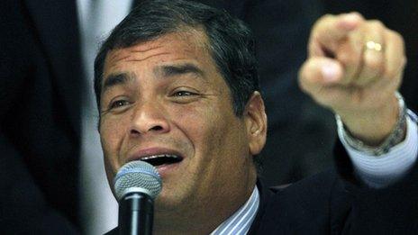 President Rafael Correa speaks during a news conference after a court session at the Ecuadorean Justice Supreme Court in Quito, 24 January 2012.