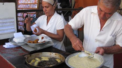 Doughnut business in Havana
