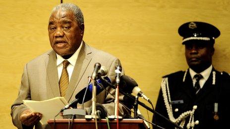 Zambian President Rupiah Banda delivers a speech during the opening ceremony of the SADC (Southern African Development Community) summit on 31 March 2011 in Livingstone, Zambia.