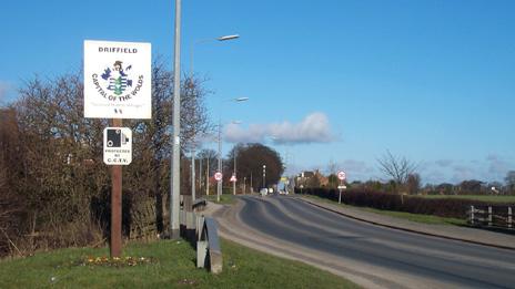 Welcome to Driffield sign