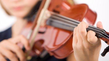 Violinist (Thinkstock)