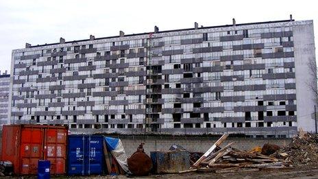 Condemned building in Montfermeil