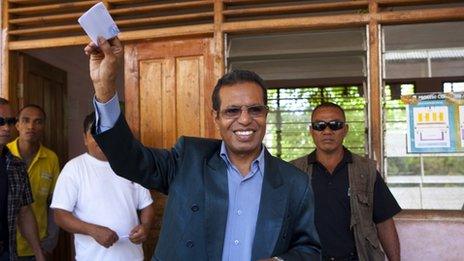 Taur Matan Ruak casts his vote in Dili on 16 April 2012