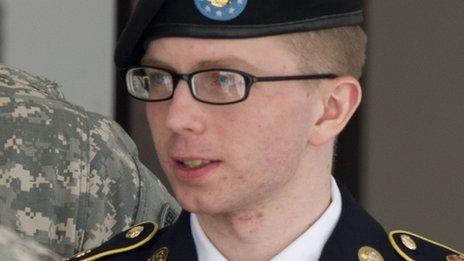 Pte Bradley Manning leaves the courtroom in Fort Meade, Maryland 25 April 2012