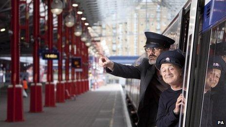 Richard Preddy and Tony Robinson at Marylebone Station