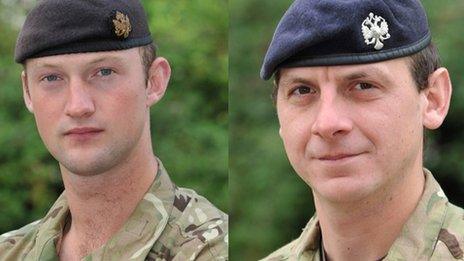 David Boyce (ch) a Richard Scanlon a fu farw yn Afghanistan yn 2011