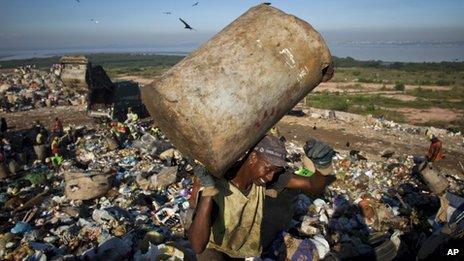 A rubbish picker at Rio's Jardim Gramacho