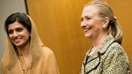 US Secretary of State Hillary Rodham Clinton and Pakistan Foreign Minister Hina Rabbani Khar poses before a bilateral meeting at a hotel in Tokyo 8 July 2012