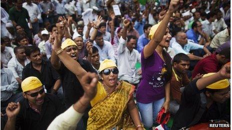 Supporters of veteran Indian social activist Anna Hazare, shout slogans as they take part in a protest in New Delhi July 25, 2012