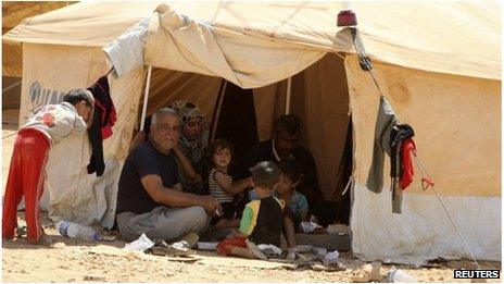 Syrians at a refugee camp in Mafraq, Jordan (30 Aug 2012)