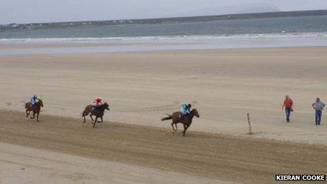 Sea shore horse racing in Gweesalla