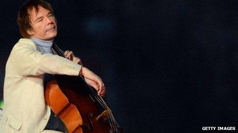 Cellist Julian Lloyd Webber