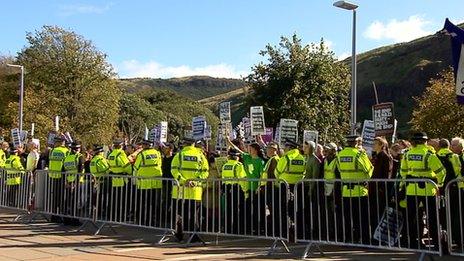 protest in edinburgh