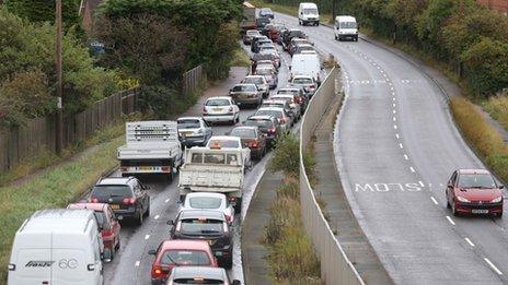 Traffic jams on the A27