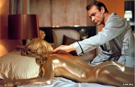 Shirley Eaton and Sean Connery in Goldfinger