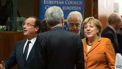 French President Francois Hollande and German Chancellor Angela Merkel arriving at EU summit in Brussels, 18 Oct 12