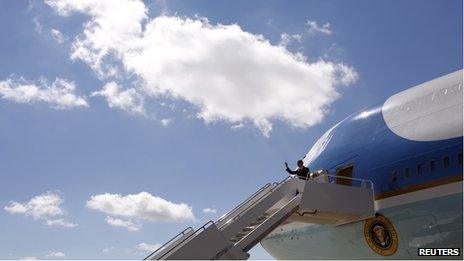 President Obama steps off Air Force One to campaign