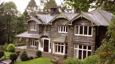 Neuadd Aberglaslyn