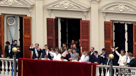 Tabare Vasquez, his supporters and relatives on a balcony at Uruguay's official presidential residence