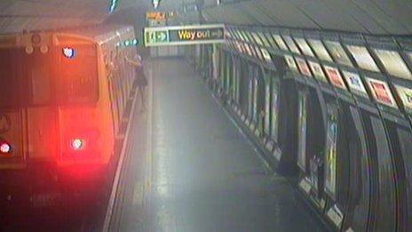 CCTV image showing Georgia on the platform