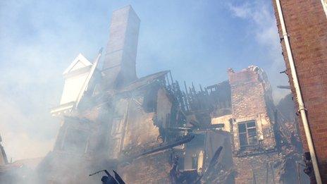 Bury St Edmunds townhouse 'unbelievable' 10 years after fire - BBC News