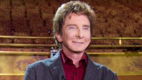 Barry Manilow 'doing well' after surgery in US - BBC News