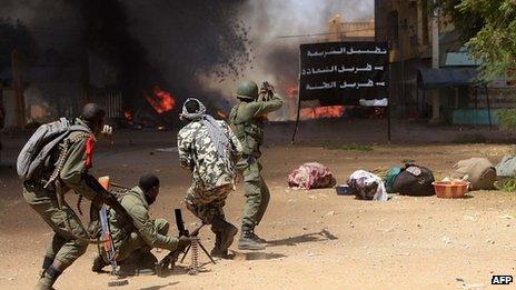 Malian troops fighting in Gao. 21 Feb 2012