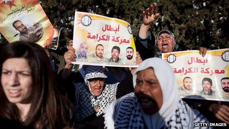 Palestinian protesters outside a court hearing for Samer Issawi this week