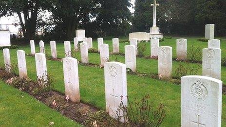 War graves at Western Cemetery