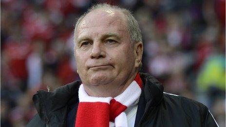 Uli Hoeness supporting Bayern