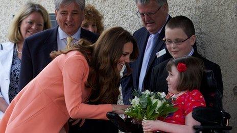 Duchess of Cambridge visits Naomi House children's hospice - BBC News