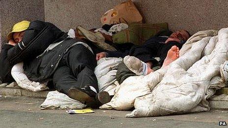 Exeter City Council confiscates 57 tents from homeless people - BBC News