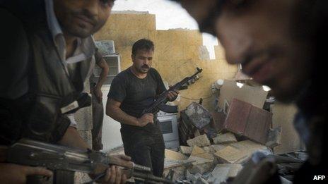 Syrian rebels in Aleppo, 27 May 2013