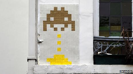 Space Invaders art in Brussels