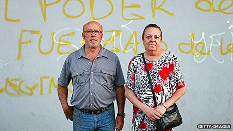 Squatters in Seville, aged 55, June 2013