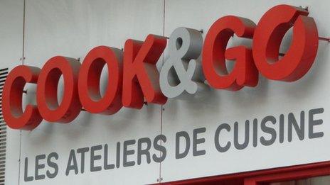 Cook&Go sign