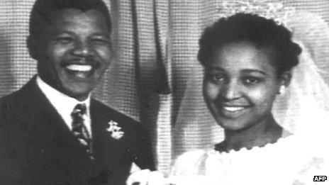 Nelson Mandela (L) and Winnie Madikizela-Mandela on their wedding day