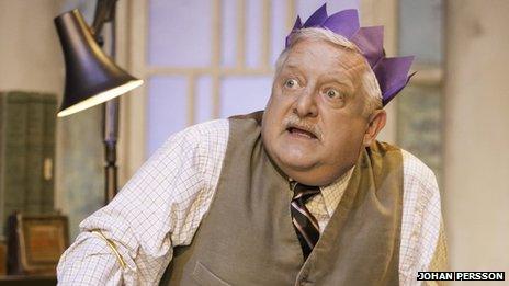 Simon Russell Beale in The Hothouse