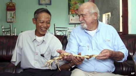 Vietnam War Veteran Reunited With Long Lost Arm c News