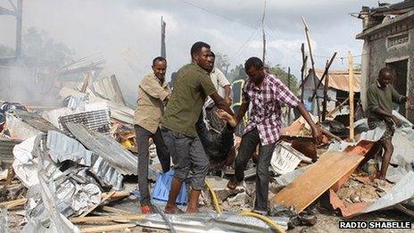 Somali capital Mogadishu hit by 'suicide attack' - BBC News