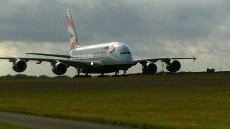Yr A380 yng Nghaerdydd