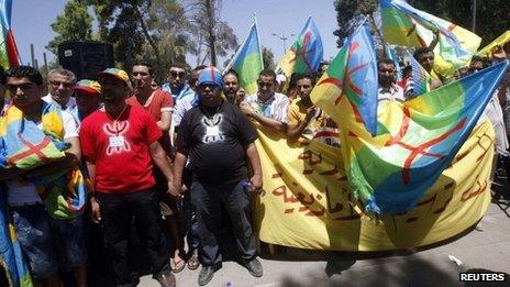 Amazigh protesters in front of the General National Congress (GNC) in Tripoli (13 August 2013)