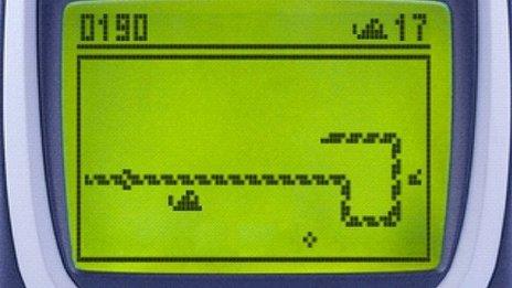 Snake game on Nokia phone