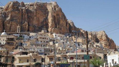 Battle for Syria Christian town of Maaloula continues BBC News
