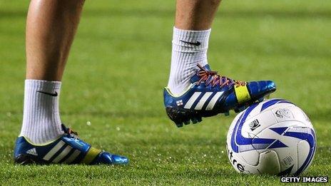 Footballs fans react to anti-homophobia laces campaign - BBC News