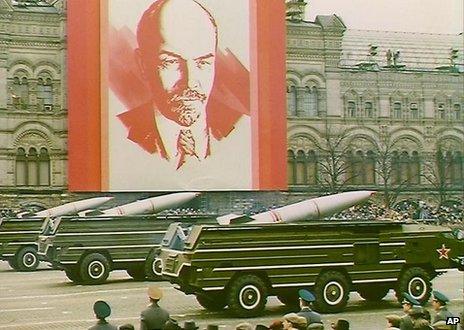 Soviet missiles on display in Moscow, 1989
