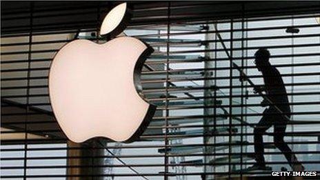Apple and Samsung back in court over patent damages - BBC News